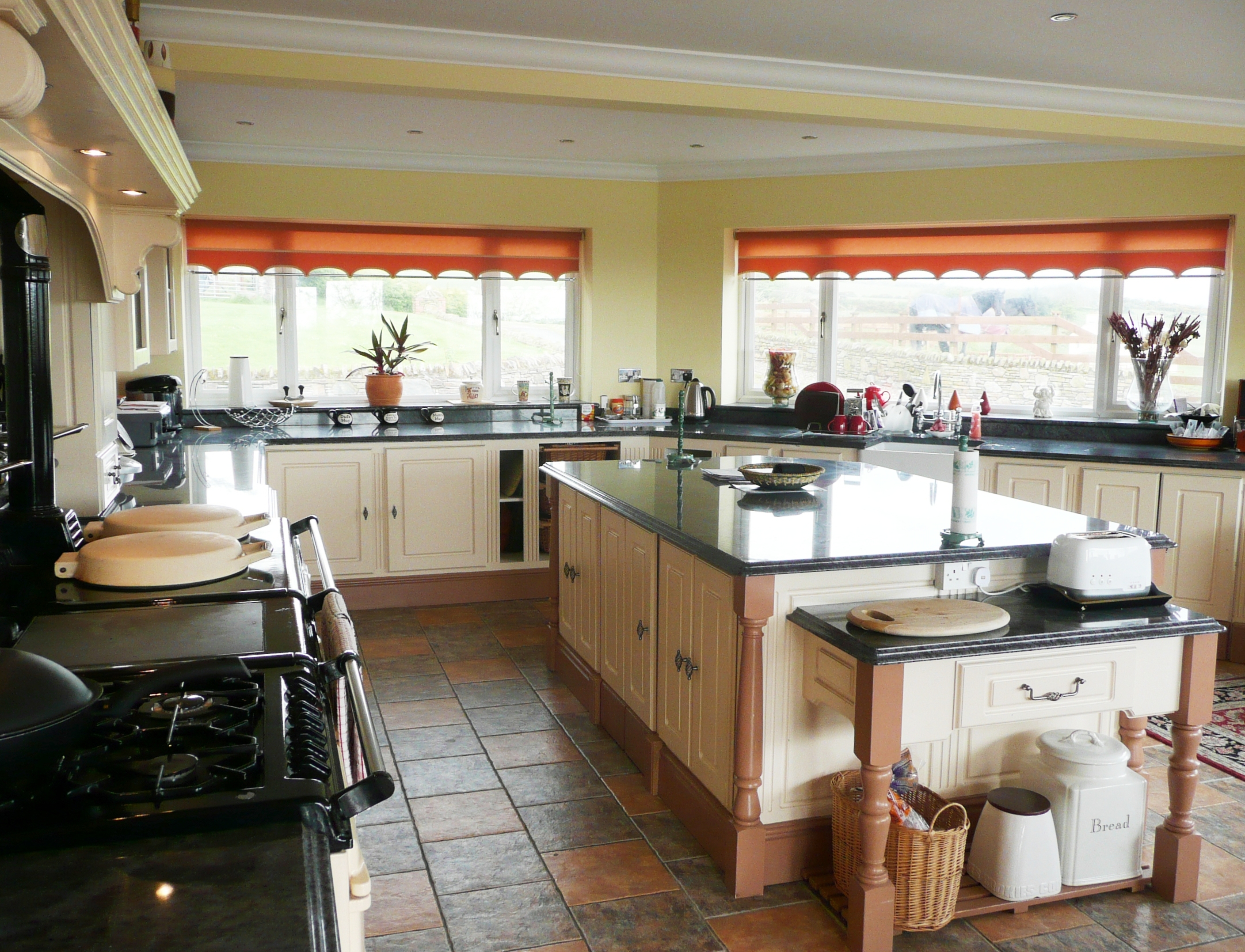 P1000969 - Kitchen Farm.jpg